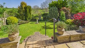 Photo 8- click for photo gallery